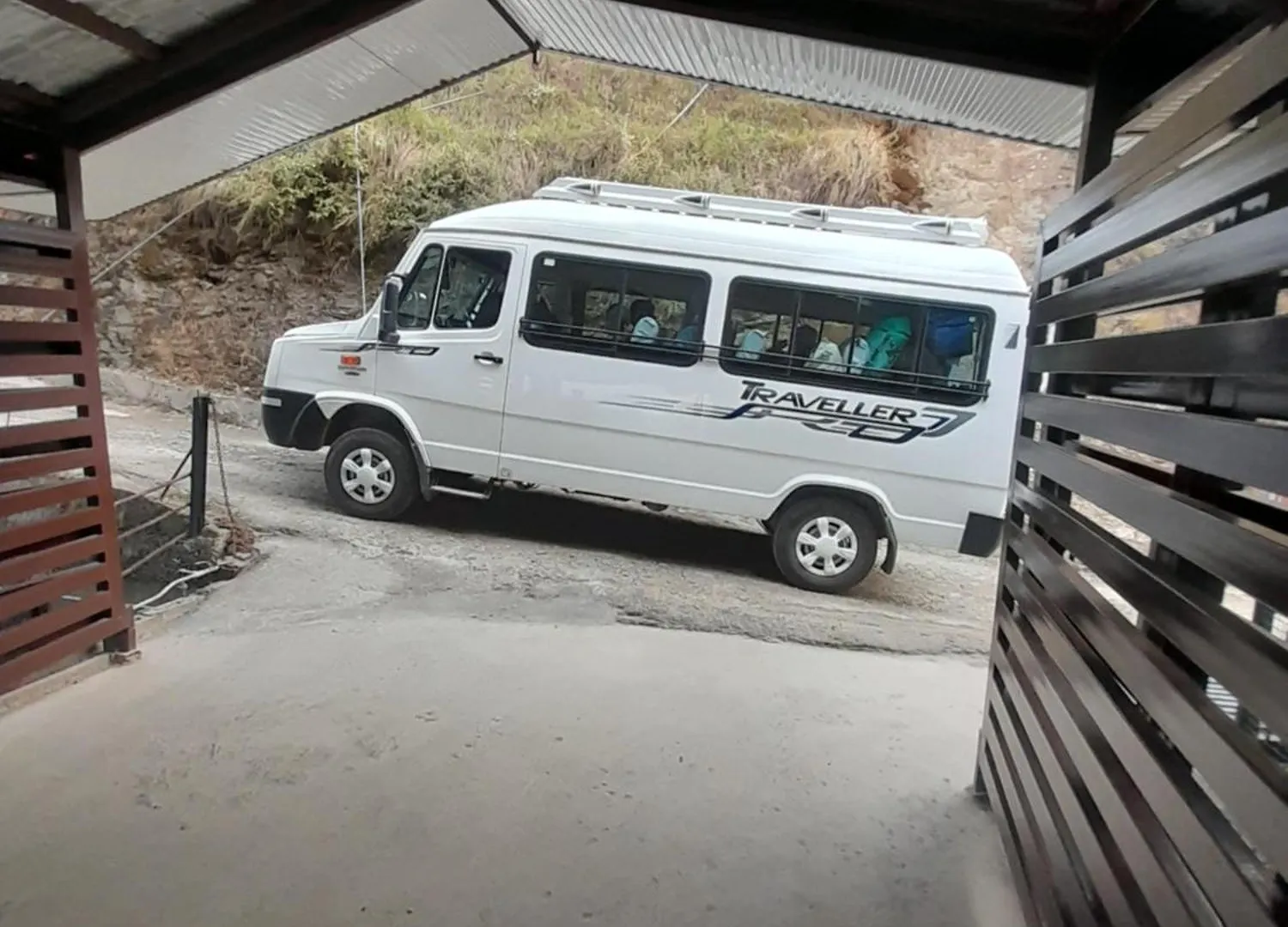 Mountain And Peace Apartment Shimla