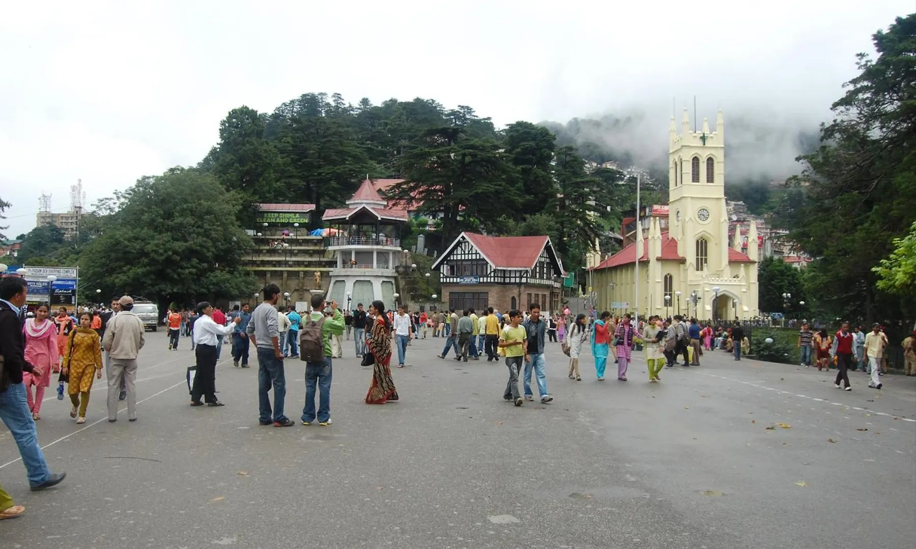 Mountain And Peace Apartment Shimla Homestay